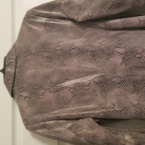 COPY - Liz Claiborne leather coat ,jacket size small - Picture 3 of 5